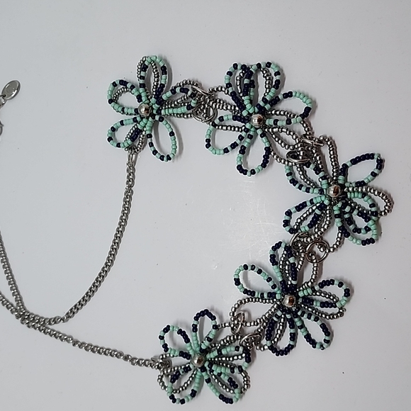 Charming Charlie Jewelry Charming Charlie Seed Bead Flower Necklace